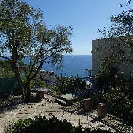 Casa Vacanza A * Rapallo